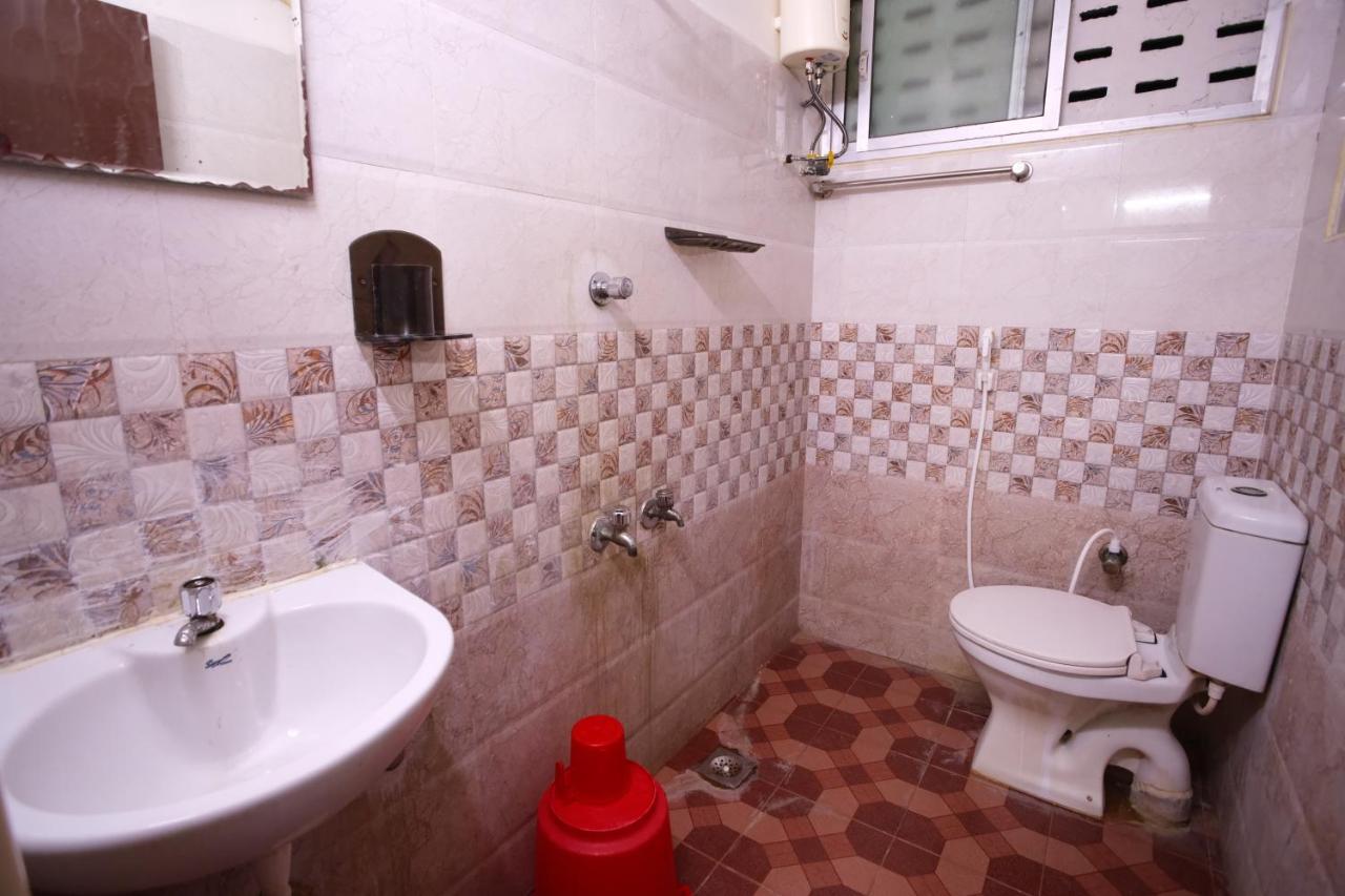 Ganesh Guest House Chennai Ngoại thất bức ảnh