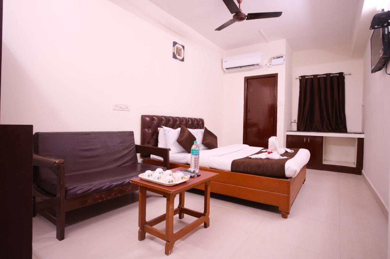 Ganesh Guest House Chennai Ngoại thất bức ảnh